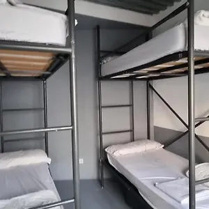  Hostal Your Way España